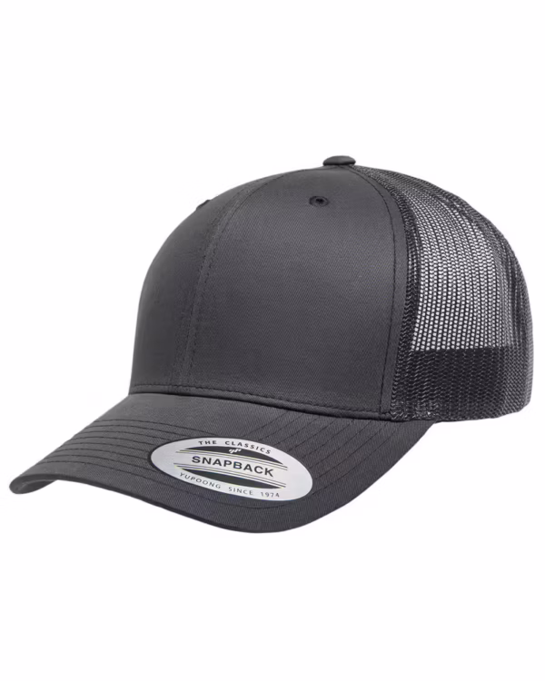YP 6606 - Casquette trucker classique rétro avec dos en maille et fermeture ajustable